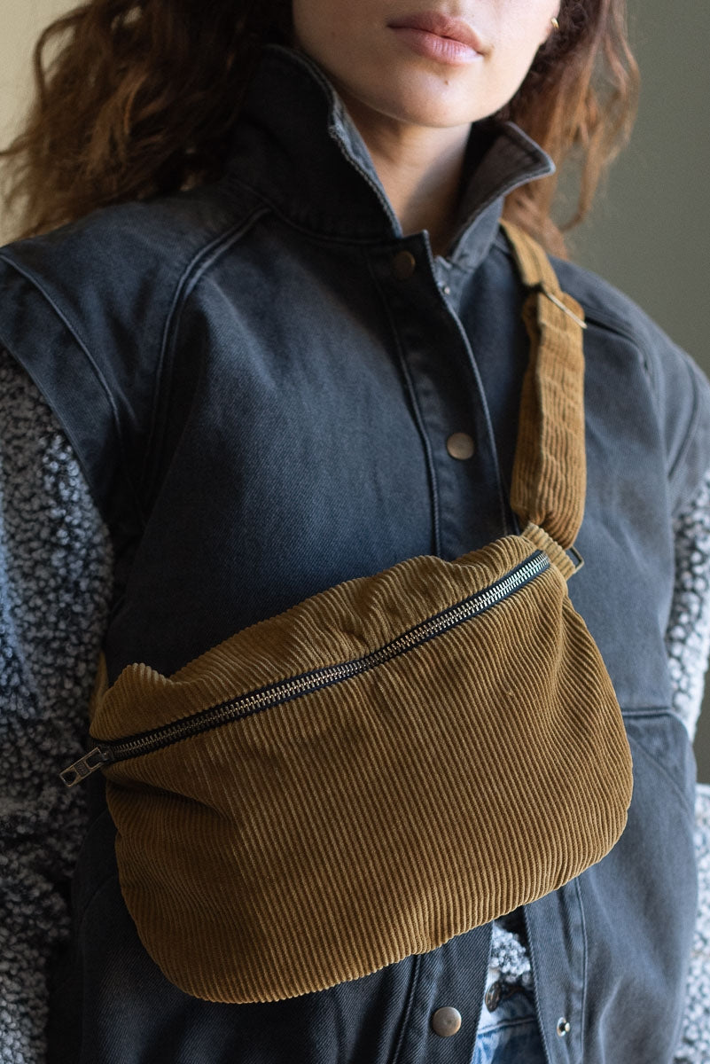 Banane ambre-FEMME-ambre-marlot-paris