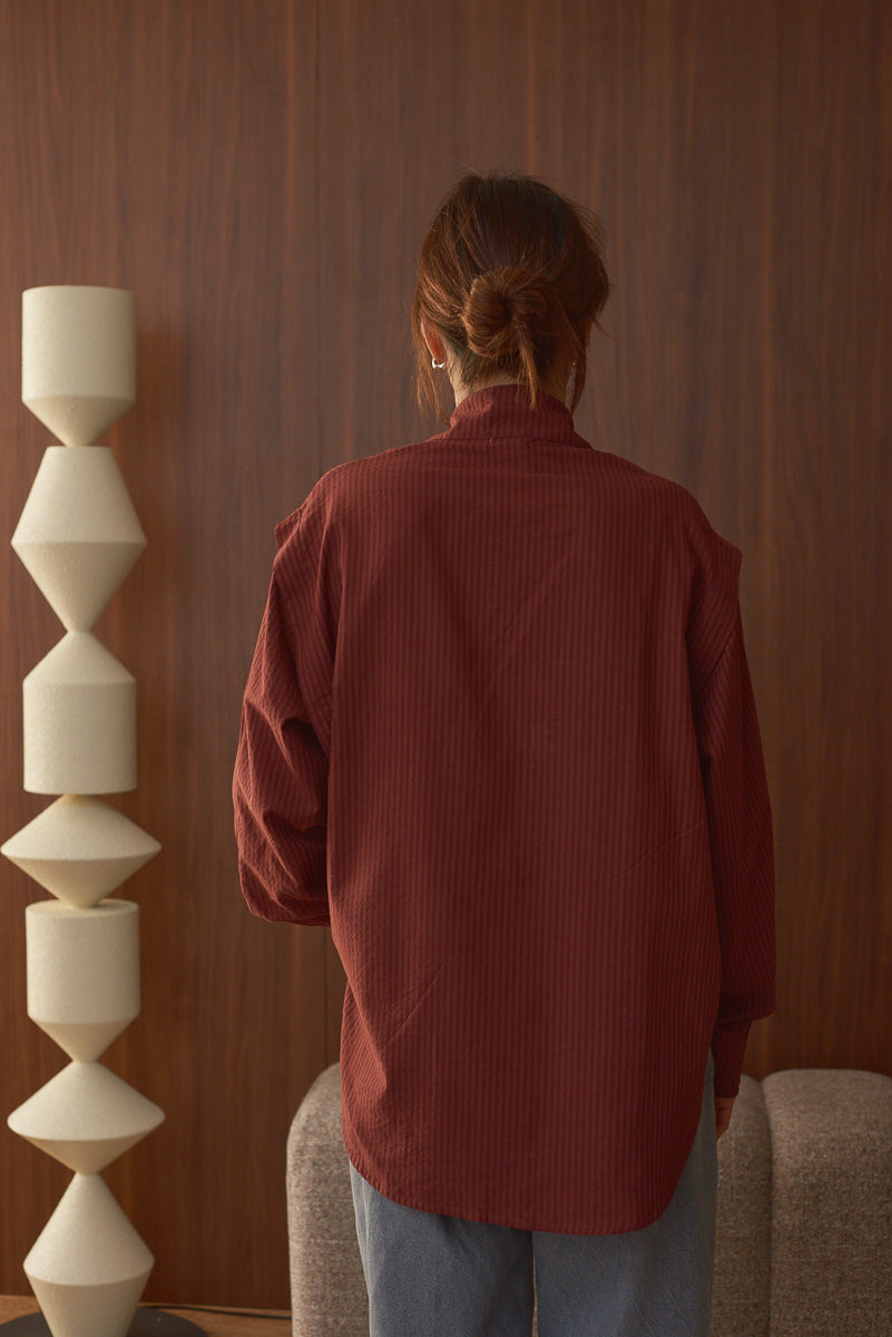 Vue de dos chemise femme coton rayé brun Marlot Paris