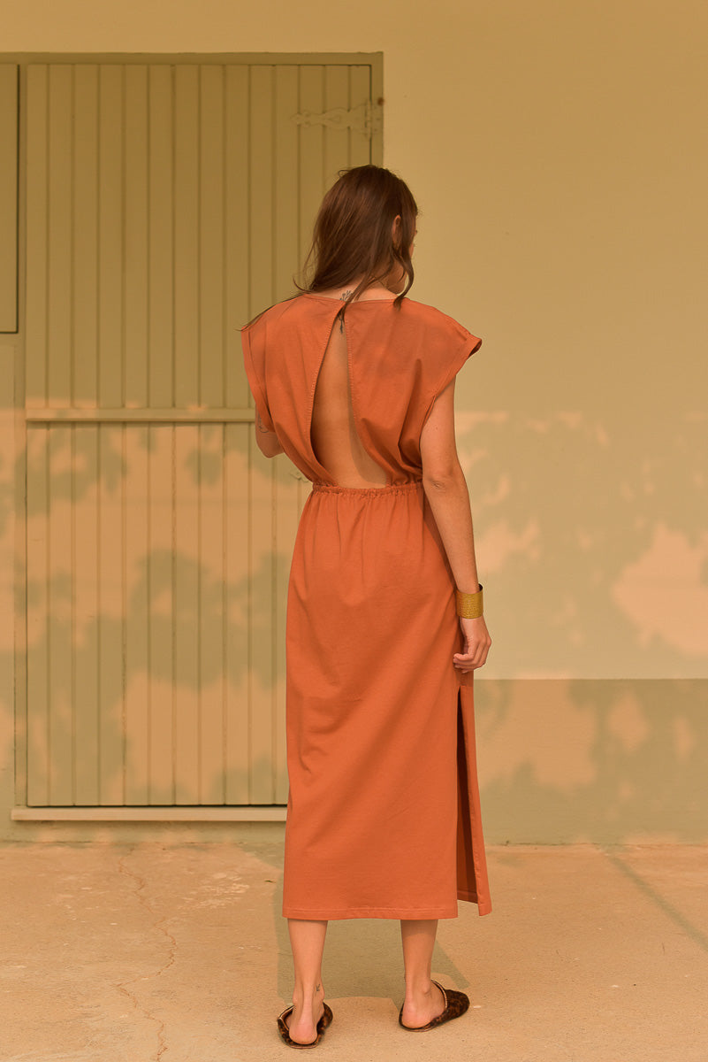 vue de dos en pied robe femme alix brique coton bio marlot paris