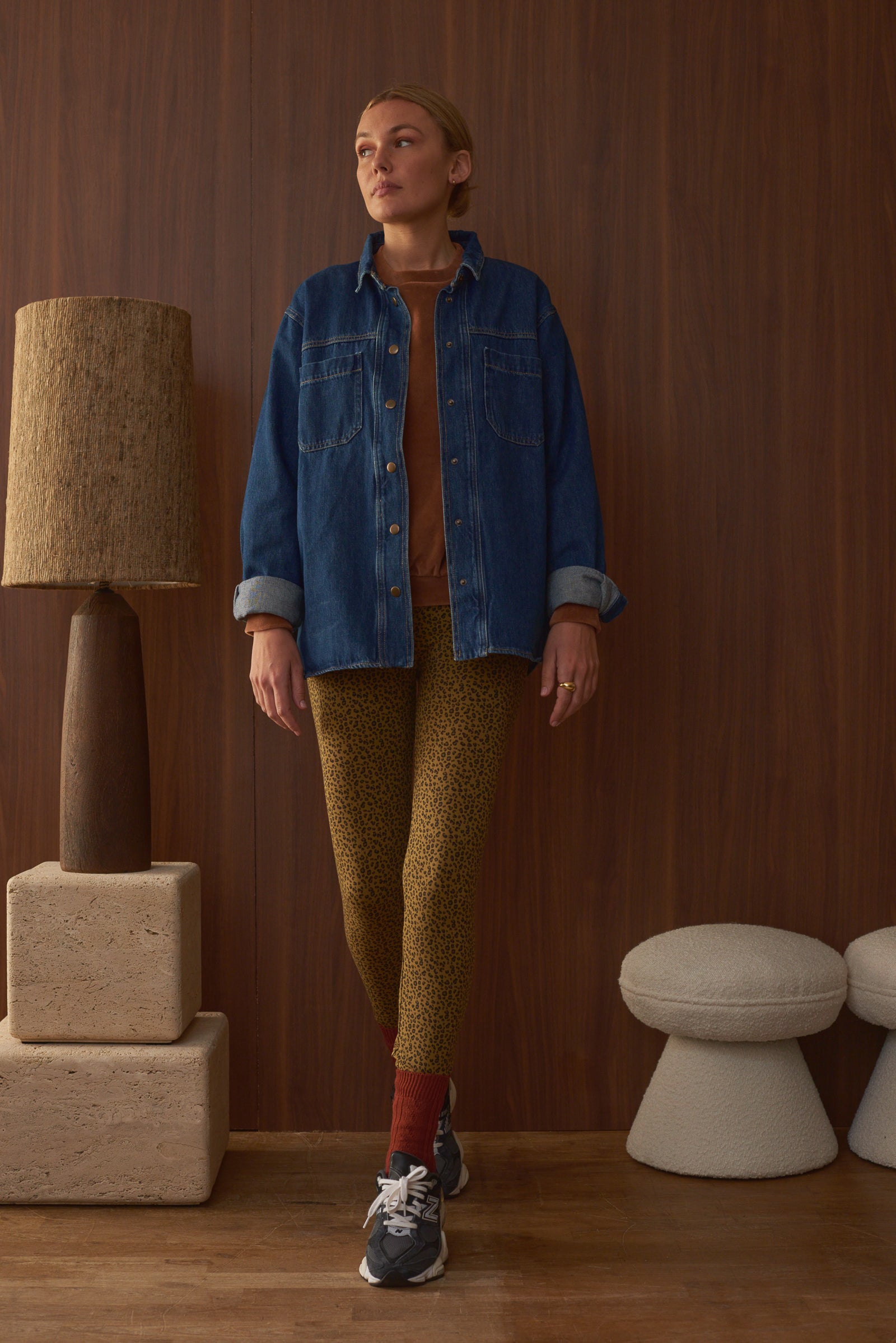 Look femme legging léopard bronze et veste jeans Marlot Paris