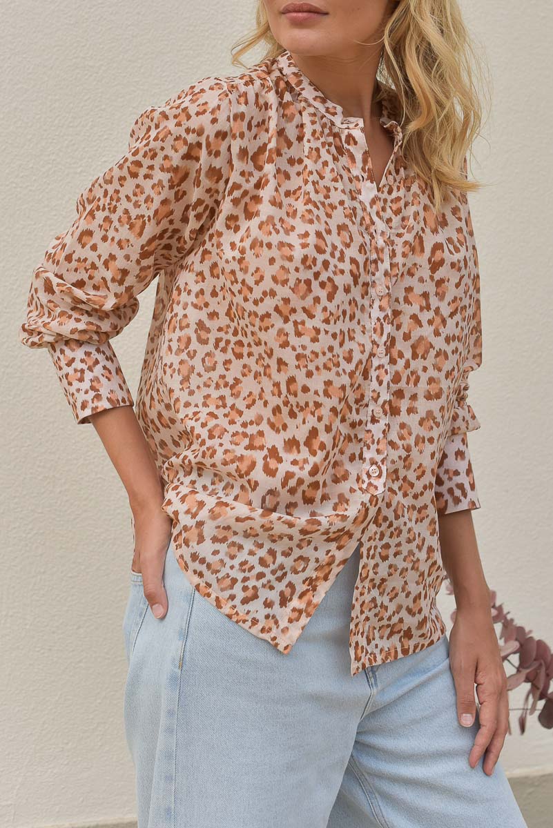 vue de profil blouse femme léopard rose marlot paris jean clair