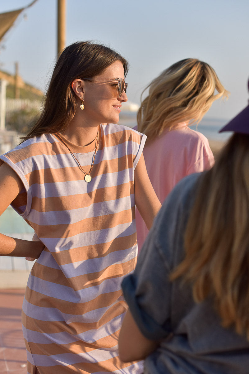 look femme lunettes de soleil plage robe rayures lilas marlot paris