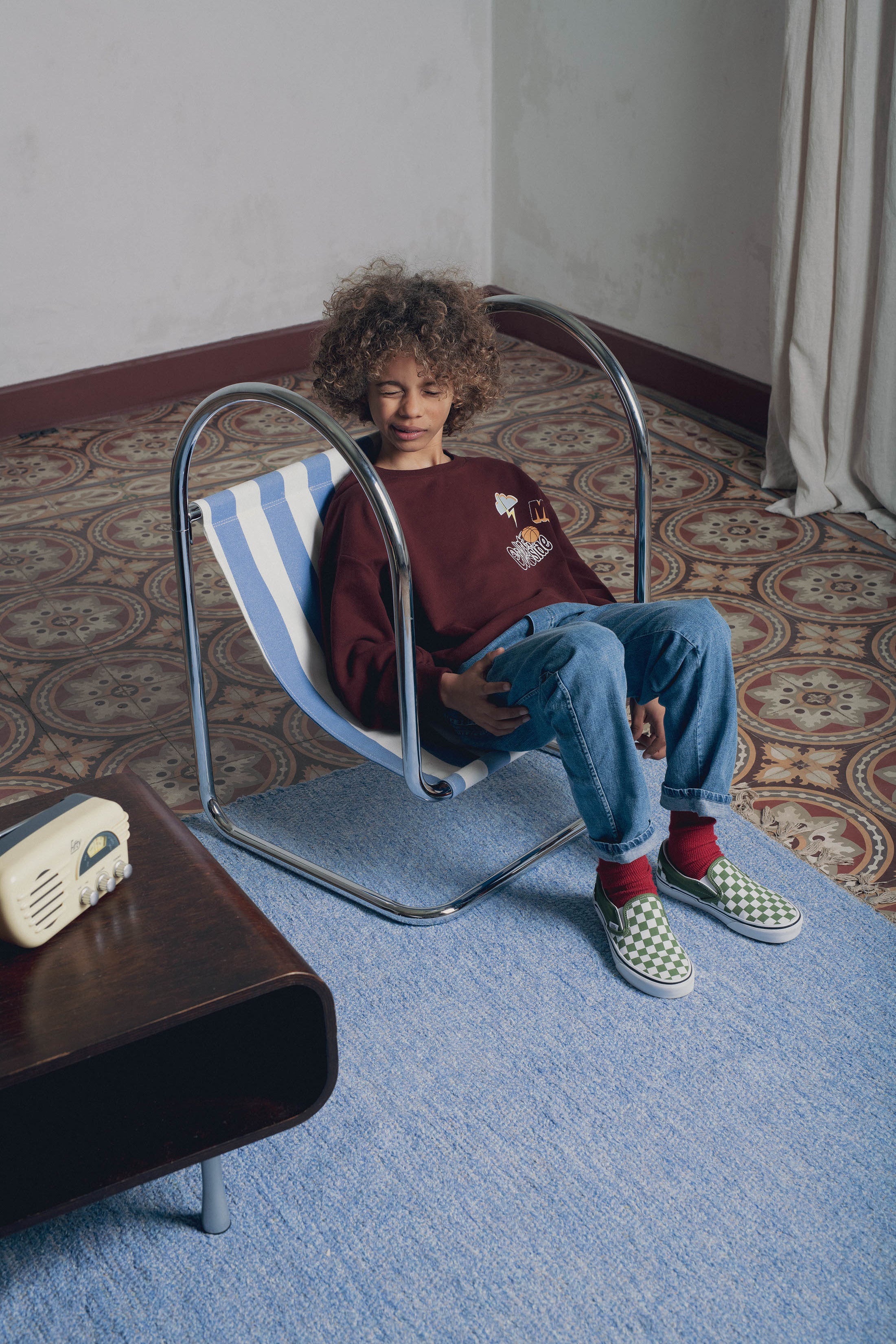 Look garçon sweat molleton de coton brun Maxime Marlot Paris