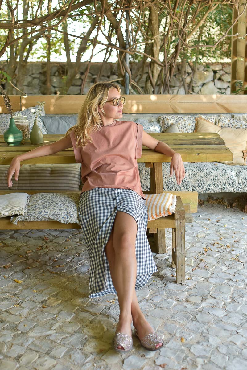 look-femme-top-max-brique-jupe-vichy-marlot-paris